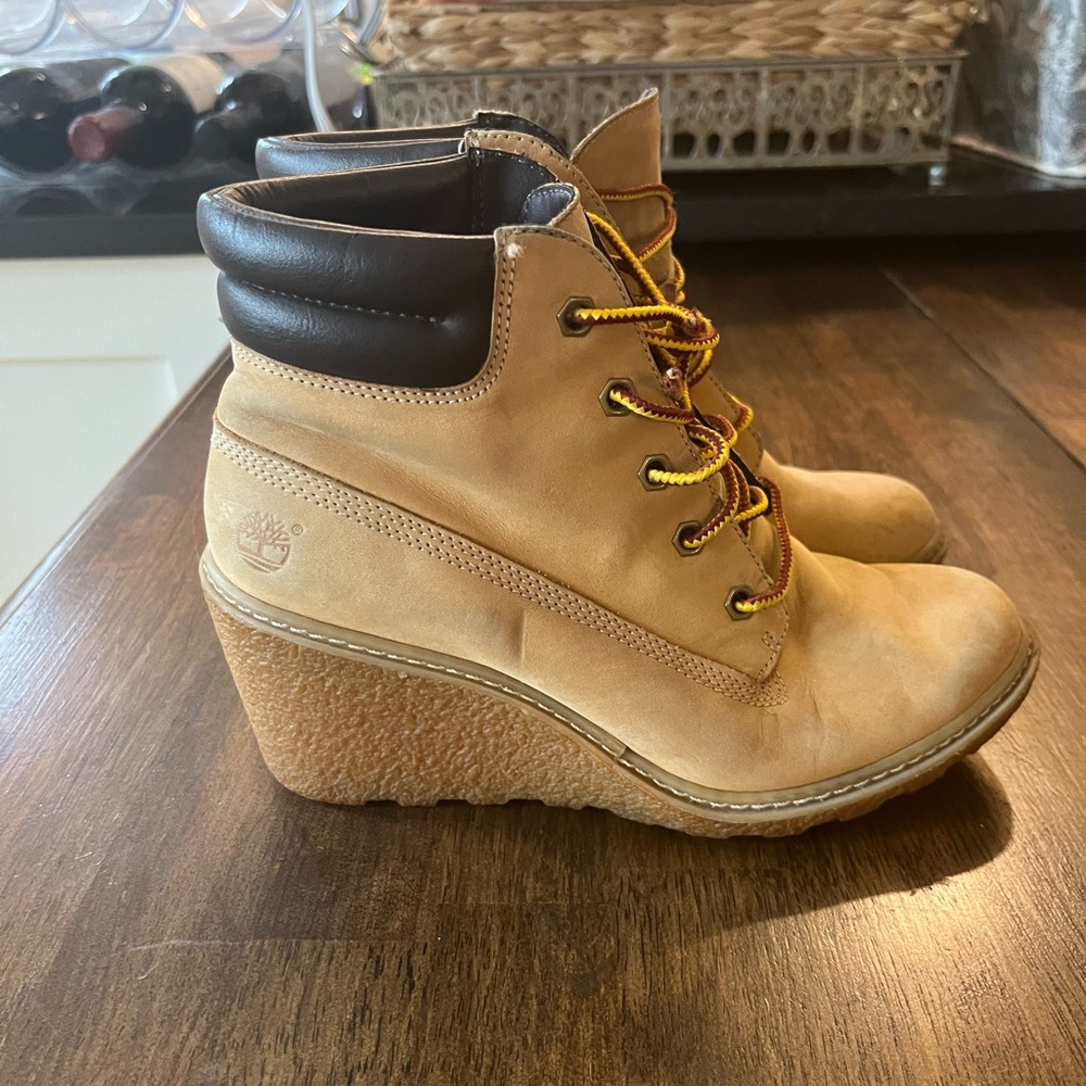 Timberland Earthkeeper’s Amston wedge boot, wheat color, size 5.5
